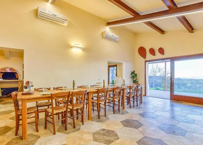 Semesterbostad Anichino *